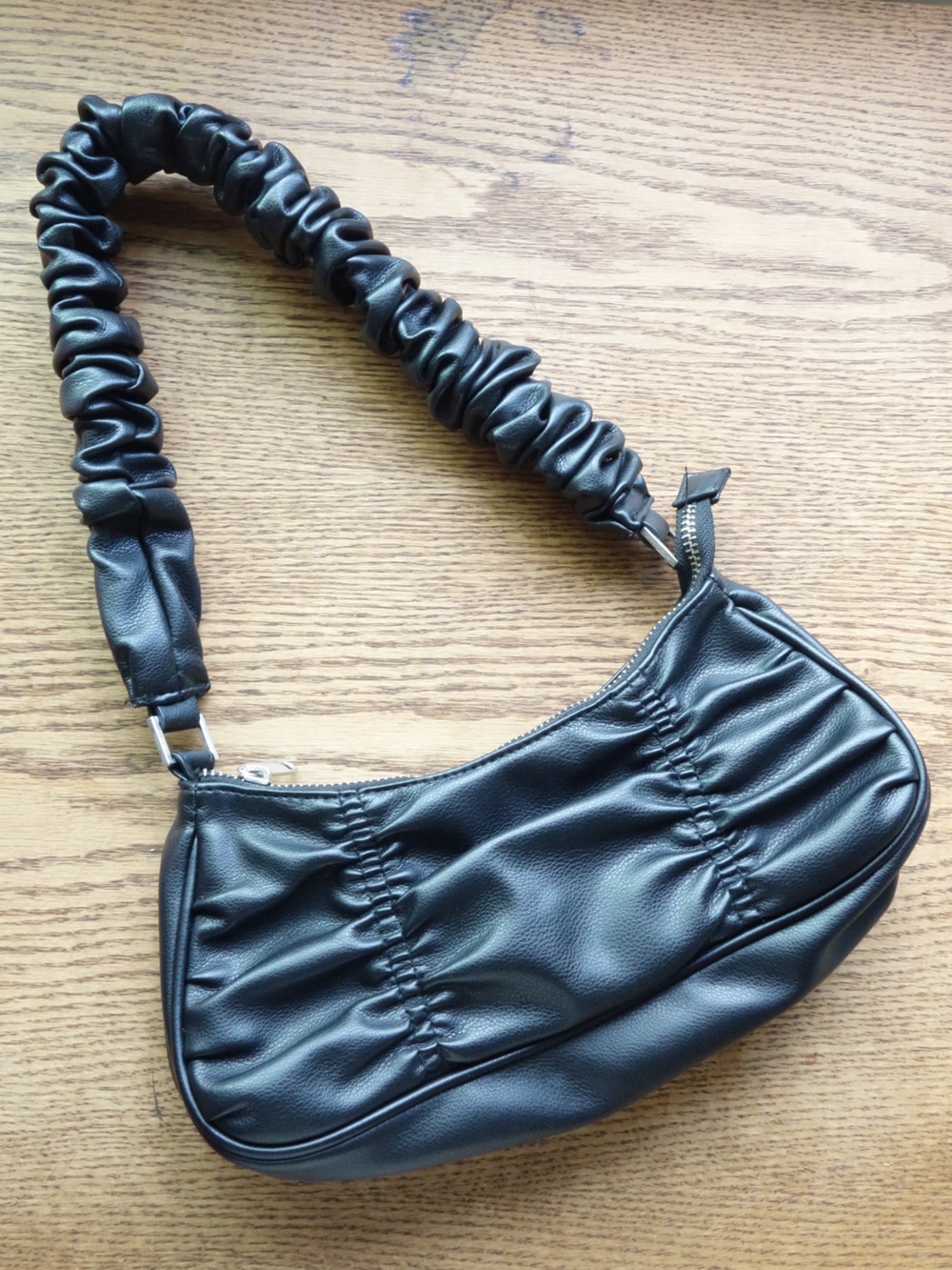 Black Slouch Baguette Bag with Scrunchie Handle